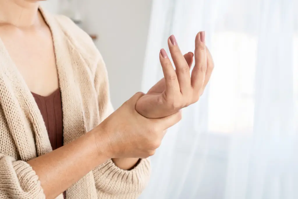 Common types of hand injuries and their treatment options